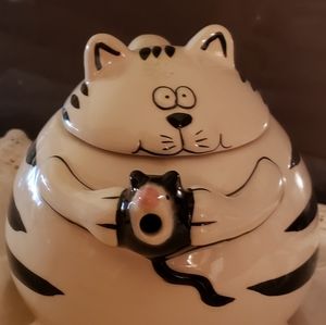 CAT AND MOUSE TEA POT